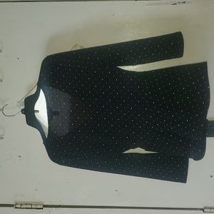 Navy blue & white polka dot Bannana Republic quarter length sleeve blouse medium